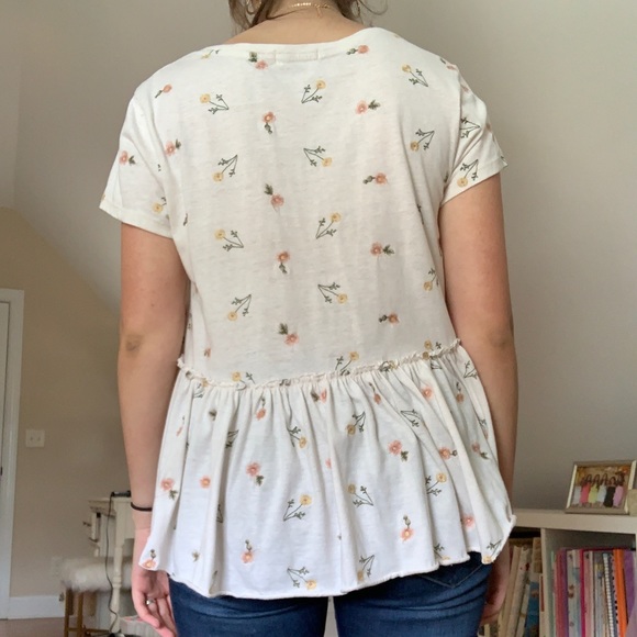 Flowy Top - Picture 2 of 4